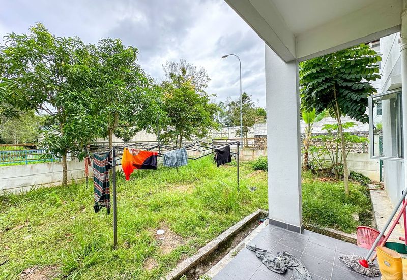 PELANGI HEIGHTS (TAMAN KAYANGAN)