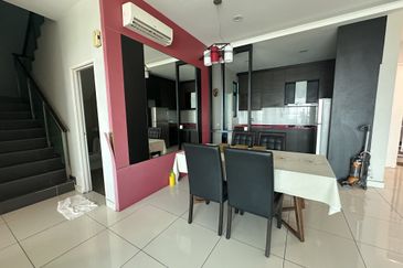 Sky Loft Premium Suites, Bukit Indah