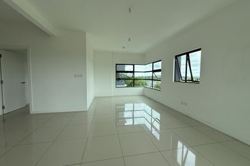 Ujana Executive Apartment