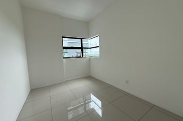 Ujana Executive Apartment