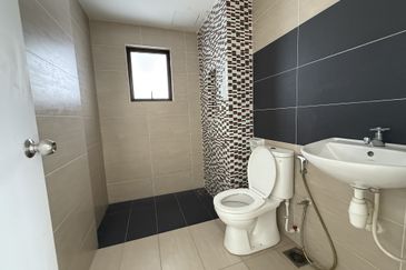 Ujana Executive Apartment