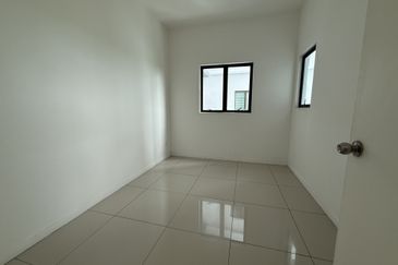 Ujana Executive Apartment