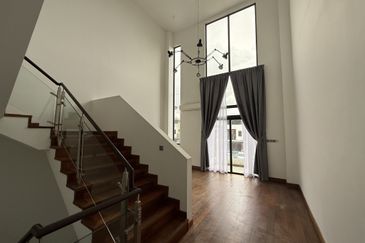 The Canal Garden North, Horizon Hills