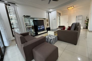 Maple Red, Adda Heights