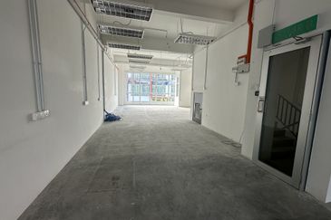 Empire Square 3 Storey Shoplot