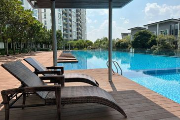 D'Suites , Akasia Horizon