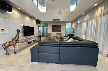 Somerset Puteri Harbour