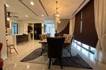 Somerset Puteri Harbour