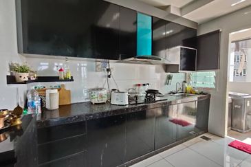 D'Suites , Akasia Horizon