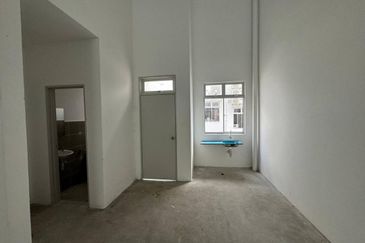 Jalan Austin Heights