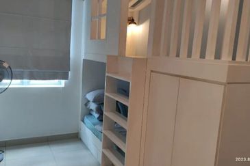 Meridin Bayvue Apartment