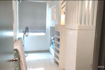 Meridin Bayvue Apartment