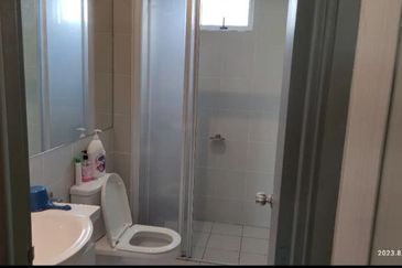 Meridin Bayvue Apartment