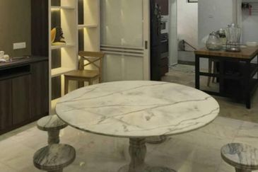 Aloha Tower Condominium