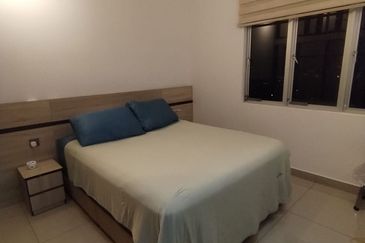 SKS Habitat Apartment, Larkin