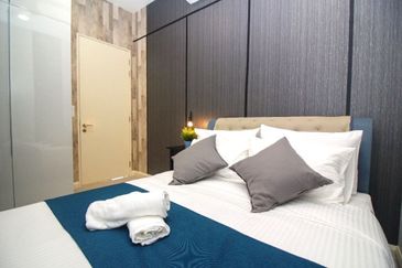 D\'Pristine @ Medini