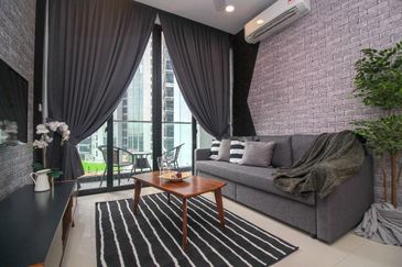 D\'Pristine @ Medini