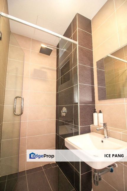 🏡For Rent D Pristine 2 Room RM2200🥰, Johor, 