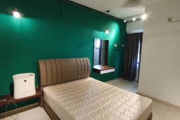 Bangunan Duta Impian (The Embassy Suites)