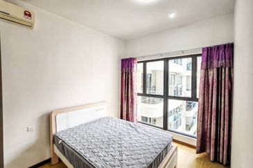 Baypoint @ Country Garden Danga Bay