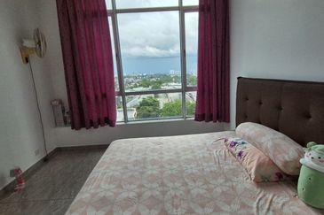 Dedaun Hijau (Greenfield Regency)