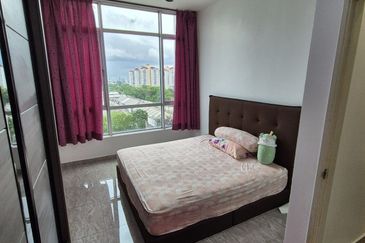 Dedaun Hijau (Greenfield Regency)