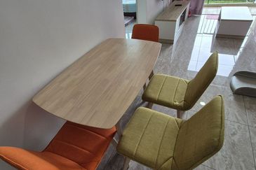 Dedaun Hijau (Greenfield Regency)