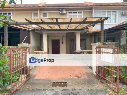 Taman Saujana Rawang, Rawang, Selangor, Double Story Terrace with Extra Land, Cheapest In The Area, 450K Only., Selangor, Rawang