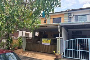 TAMAN PUNCAK JELAPANG MAJU