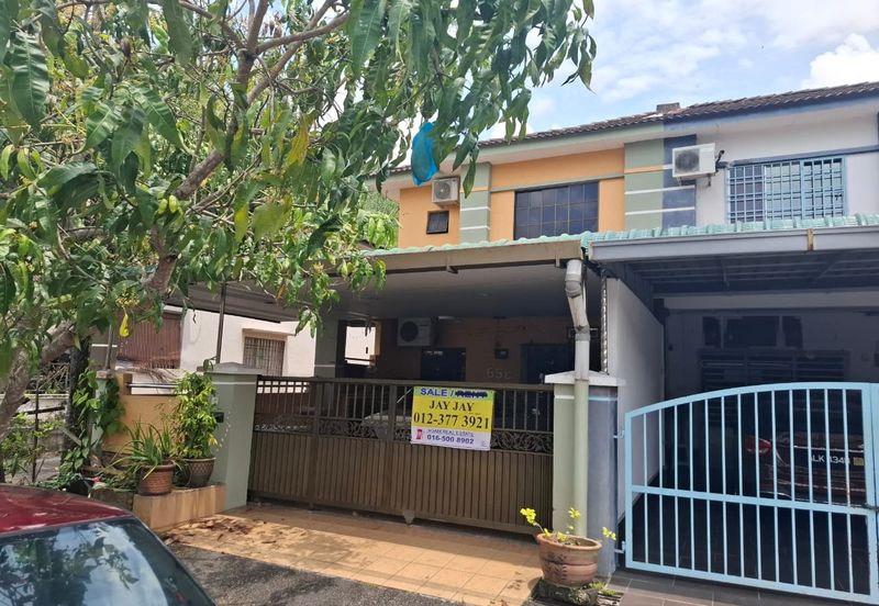 TAMAN PUNCAK JELAPANG MAJU