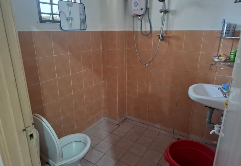 TAMAN PUNCAK JELAPANG MAJU