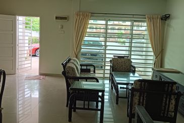 FLORA TROPIKA (THE THOMPSON)