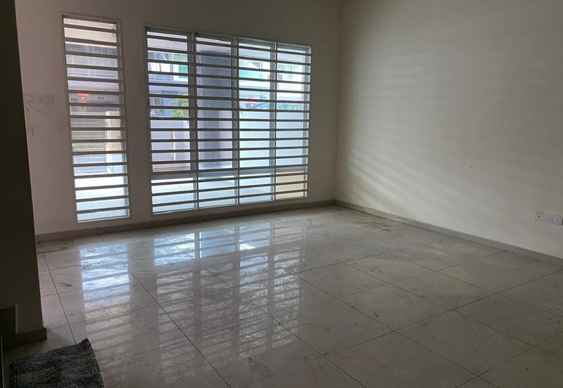 Taman Lapangan Hartamas Botani