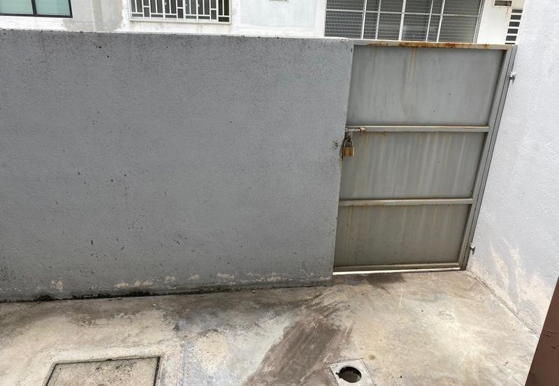 Taman Lapangan Hartamas Botani