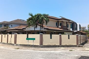 Pinggir Pengkalan Permai