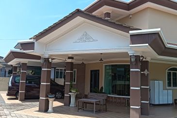 Pinggir Pengkalan Permai