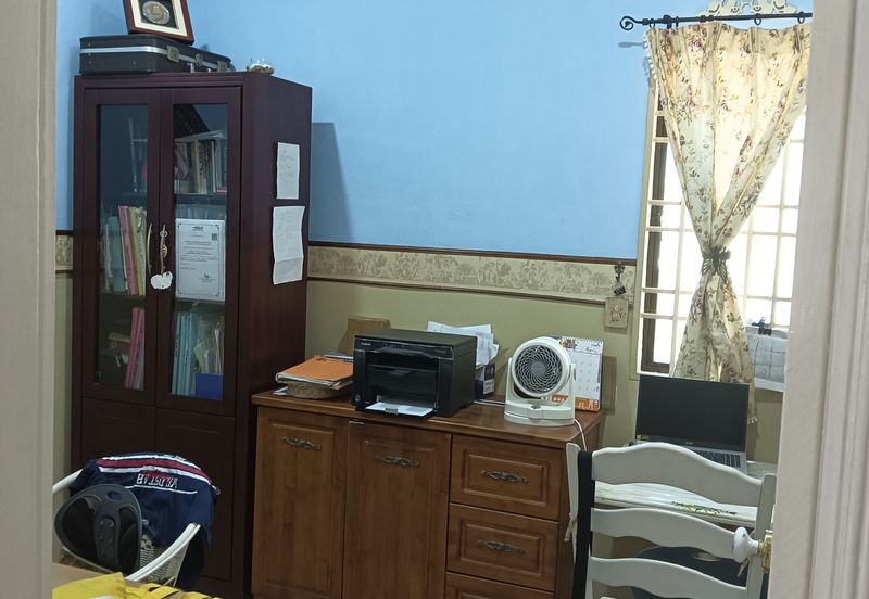 Pinggir Pengkalan Permai