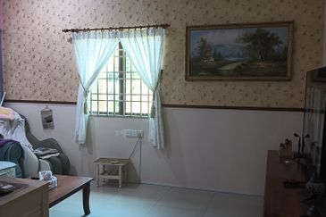 Pinggir Pengkalan Permai