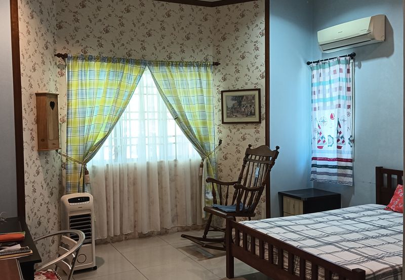 Pinggir Pengkalan Permai