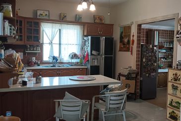 Pinggir Pengkalan Permai