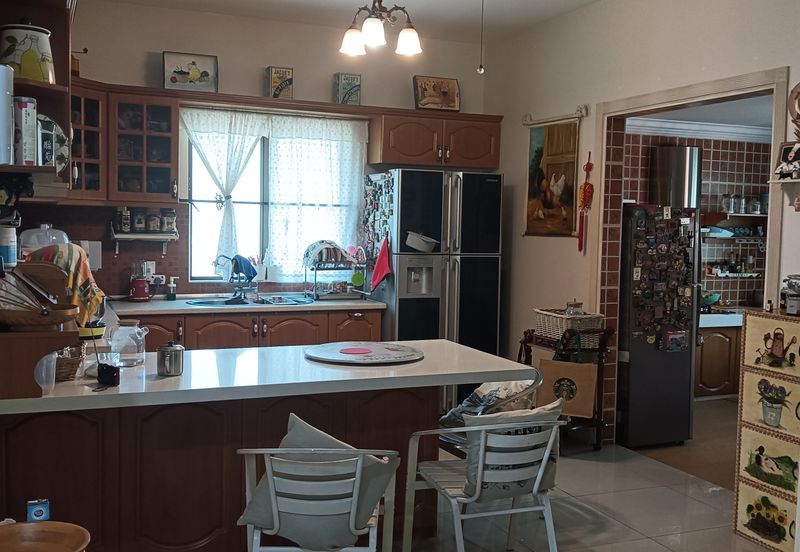 Pinggir Pengkalan Permai