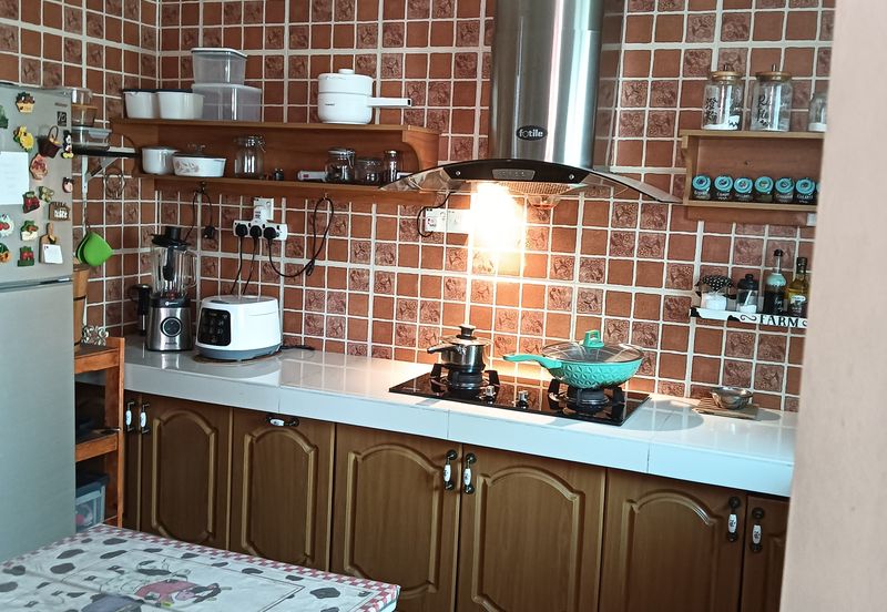 Pinggir Pengkalan Permai