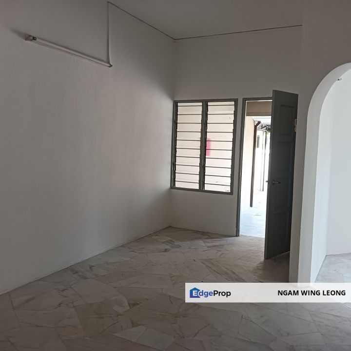 For Sale Freehold Double-Storey Terraced House @ Taman Perak, Ipoh, Perak, Ipoh