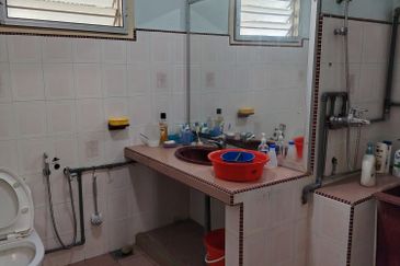 JALAN RAJA MUSA AZIZ (JALAN ANDERSON)