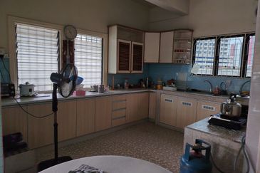 JALAN RAJA MUSA AZIZ (JALAN ANDERSON)