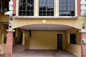 MERU VALLEY RESORT (GOLFVIEW TERRACE)