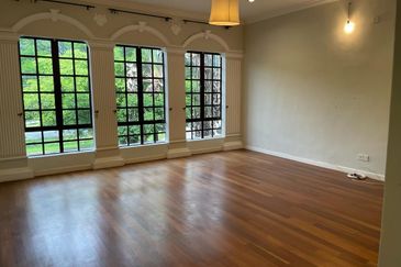 MERU VALLEY RESORT (GOLFVIEW TERRACE)