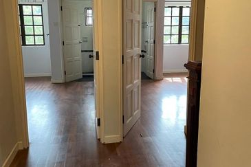 MERU VALLEY RESORT (GOLFVIEW TERRACE)