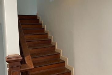 MERU VALLEY RESORT (GOLFVIEW TERRACE)