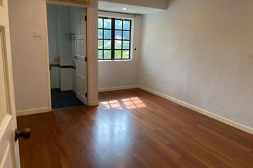 MERU VALLEY RESORT (GOLFVIEW TERRACE)